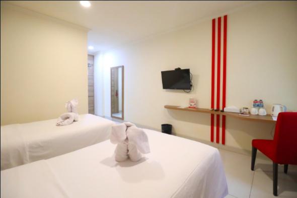 Moritz Hotel Rsab Harapan Kita Джакарта Екстериор снимка